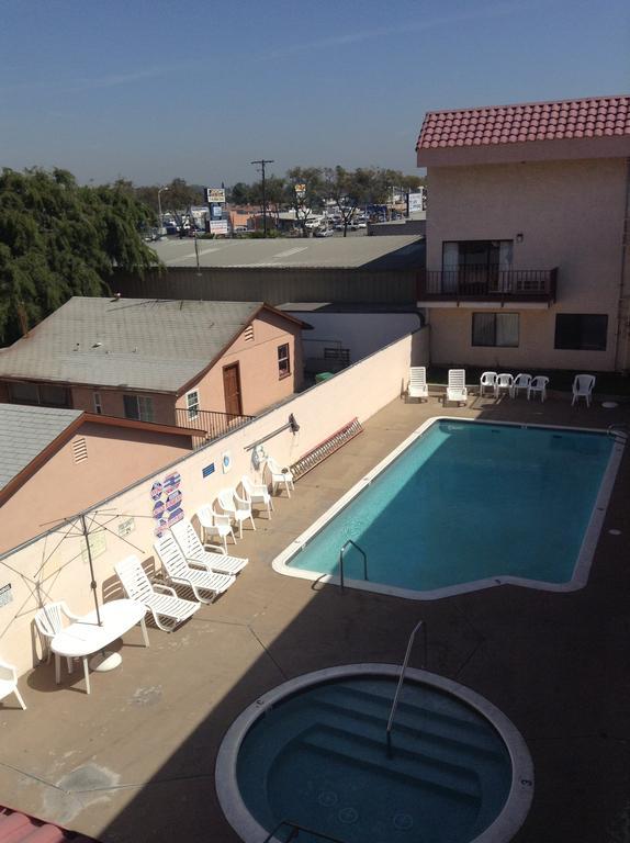 Budget Inn Anaheim/Σάντα Άνα Εξωτερικό φωτογραφία