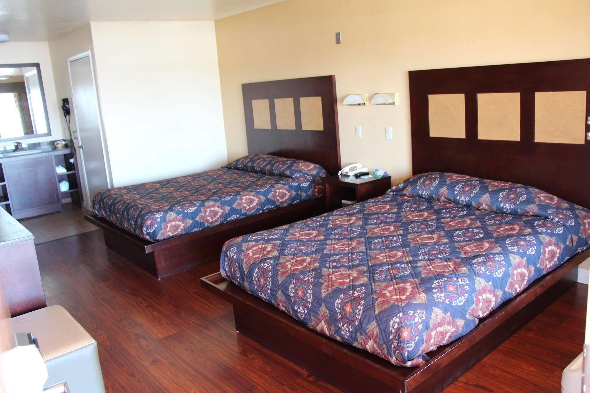 Budget Inn Anaheim/Σάντα Άνα Εξωτερικό φωτογραφία